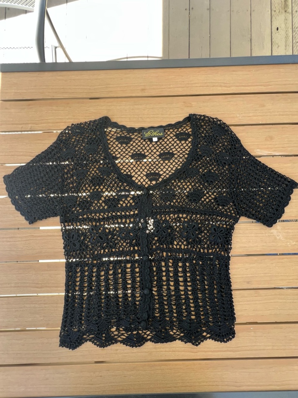 Vintage Ethos Black Short Sleeve Crochet Top